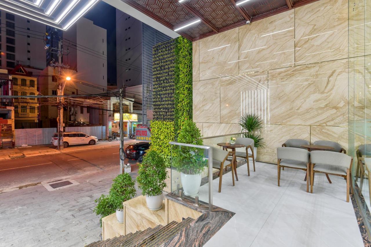 Maris Hotel Nha Trang Bagian luar foto