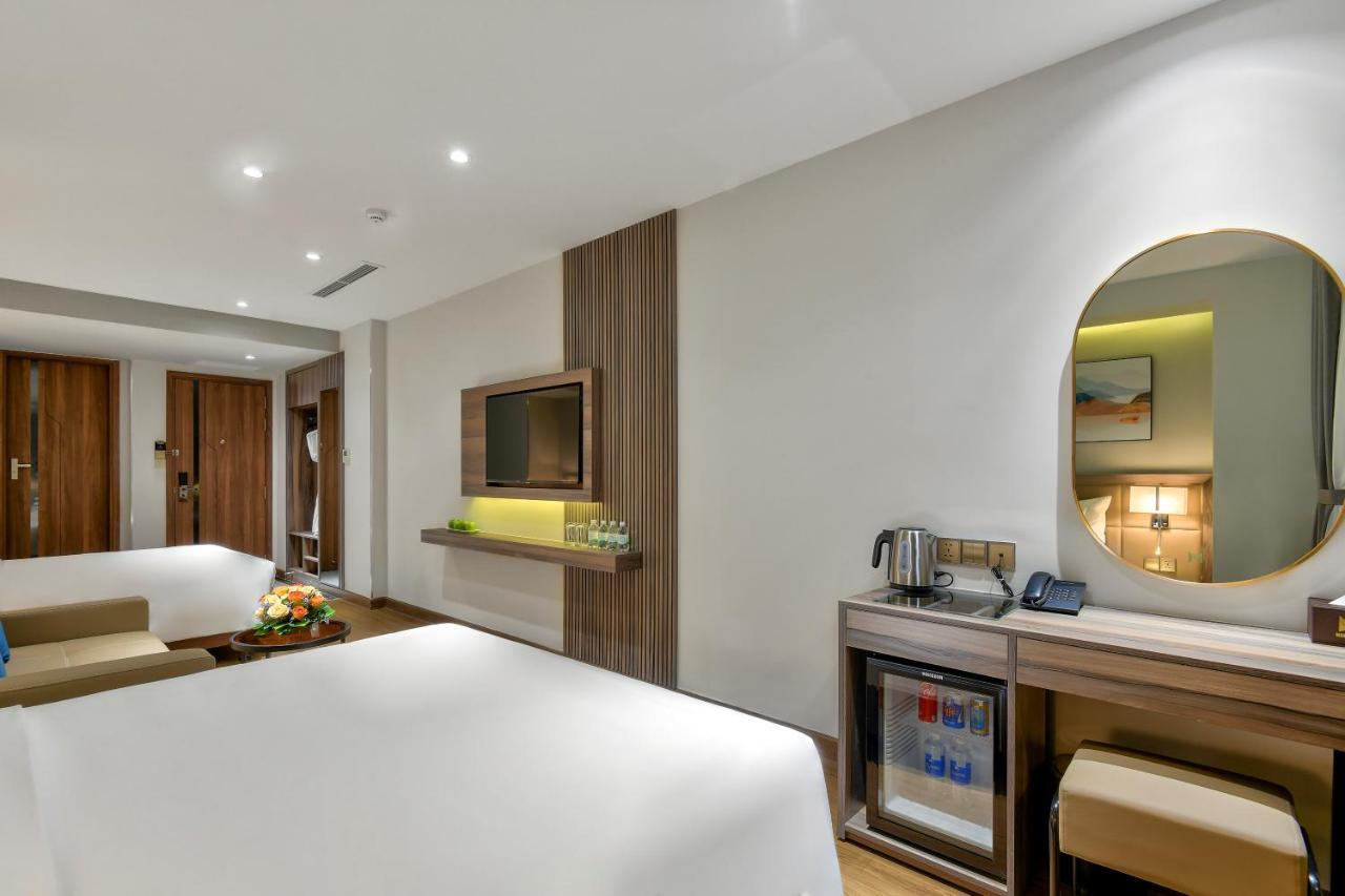 Maris Hotel Nha Trang Bagian luar foto